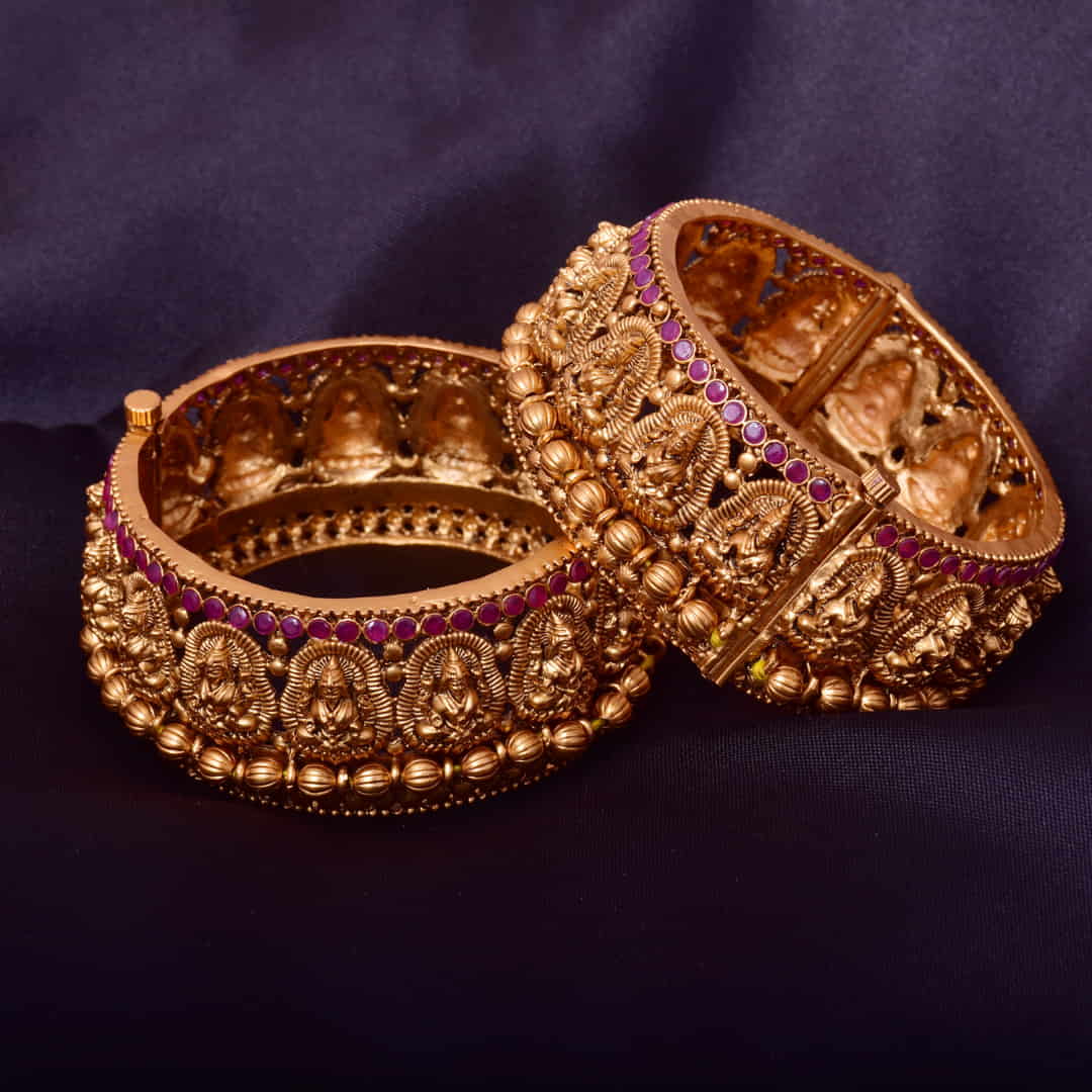 Shop Designer Bangles & Bracelets for Women Online | Viraasi