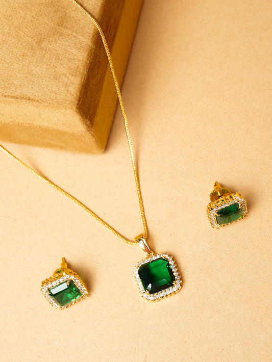 Emerald Green Stone Pendant Necklace & Earring Set