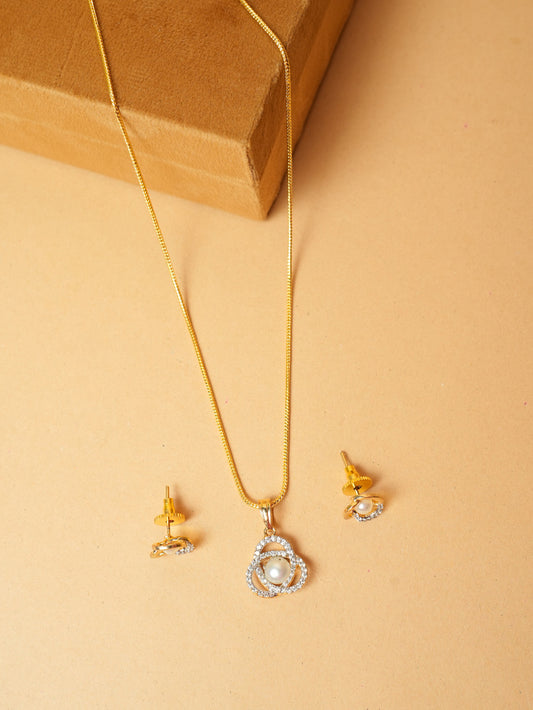 Pearl Heart Pendant Necklace & Earring Set