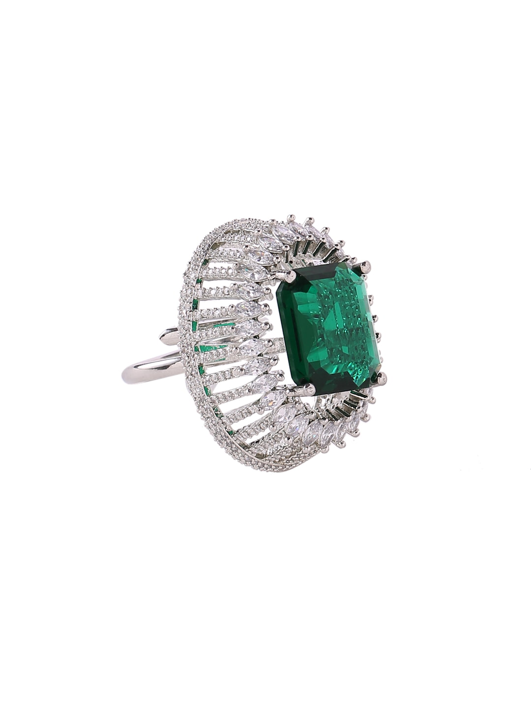 american-diamond-rings-with-silver-plating-green-viraasi